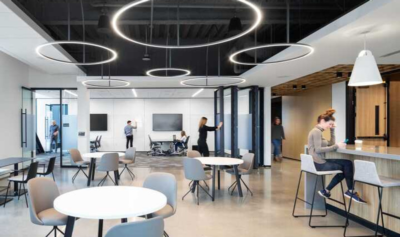 dirtt-workplace-kiewit-headquarters-omaha-nebraska-4-720x720.jpeg