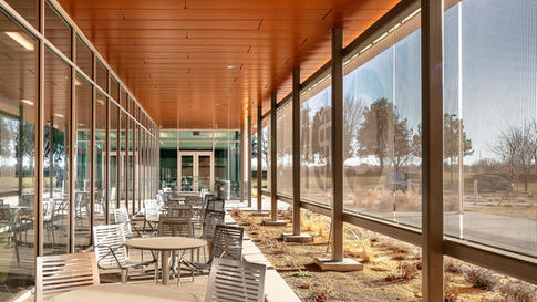 gkd-metal-fabrics-exterior-seating-area-metal-mesh-1920x1920.jpeg