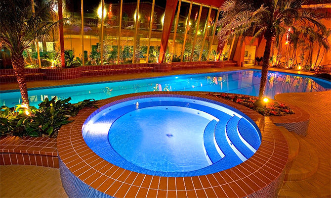 Piscina Aquecida do Hotel Villa Rossa em São Roque-SP