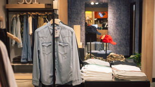 Levi’s® inaugura loja no Shopping Curitiba