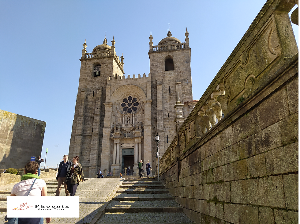 Porto Cathedral, sightseeing in Porto, minivan tours, private tours, custom tours