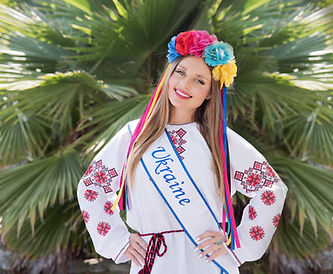 Perfect Lady 2023_D81_8580 (1).jpg