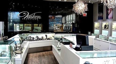 Inside Vaskens Jewelry – Elegant Showroom Showcasing Fine Craftsmanship
