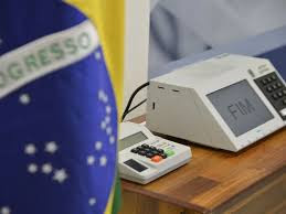 Na reta final, duas trincheiras