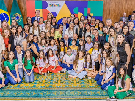 Governo recebe escolas nota 10 no Ideb 2023, todas são do Nordeste