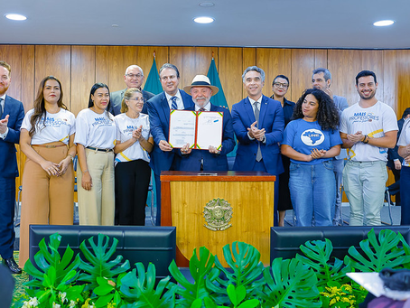 Lula lança Programa Mais Professores com bolsas para estudantes e docentes