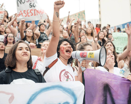 Mulheres irão às ruas no 8M por direitos, democracia e justiça