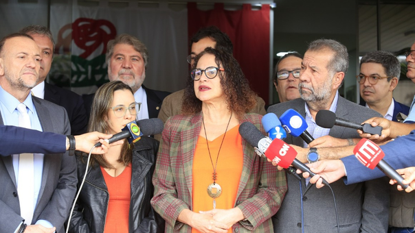 Partidos progressistas lançam manifesto em defesa da pátria e soberania