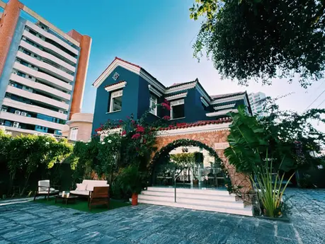 Fachada do restaurante Amecari em Fortaleza