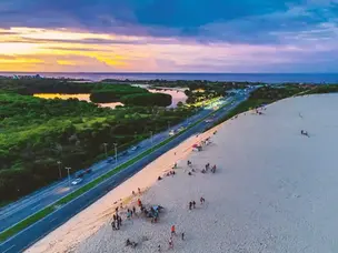 Pôr do sol na duna da sabiaguaba