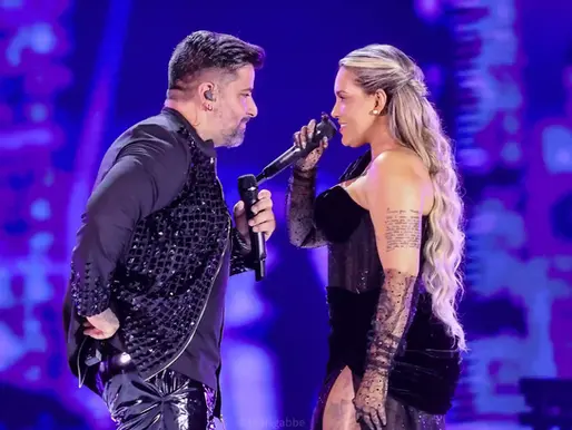 cantores do seu desejo durante show