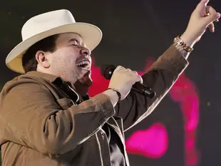 rey vaqueiro cantando em fortaleza
