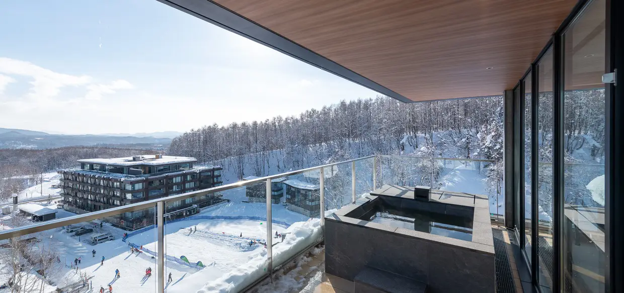 outdoor onsen on a balcony