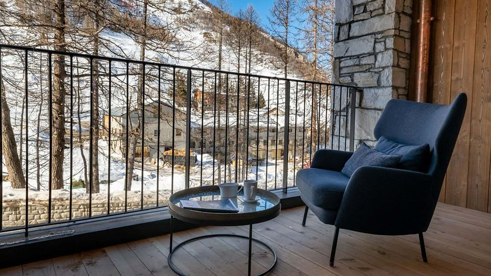 luxury-ski-chalet-val-disere-vail-lodge-terrace
