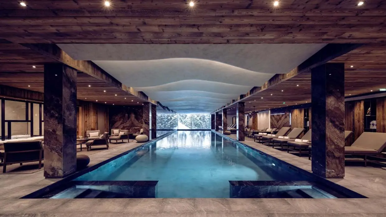 luxury-ski-chalet-meribel-antares-exteriorluxury-ski-chalet-meribel-antares-swimming-pool