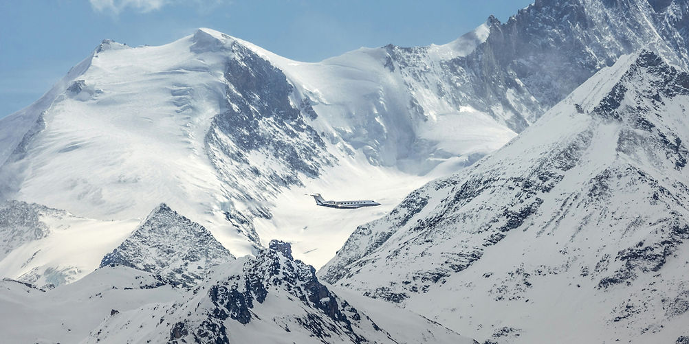 private-jet-charter-for-ski-season-2026_edited.jpg