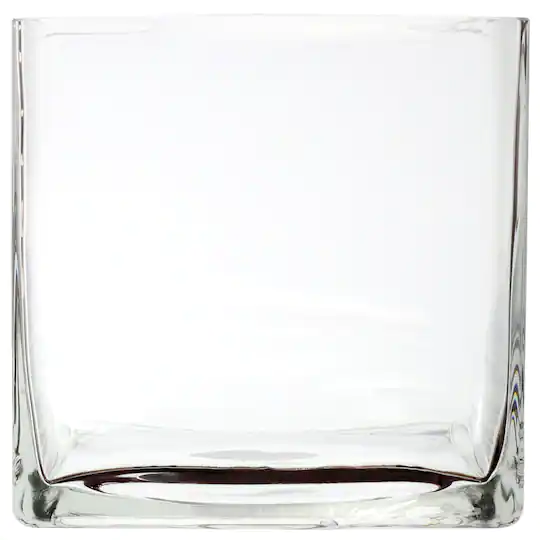 clear vase.webp