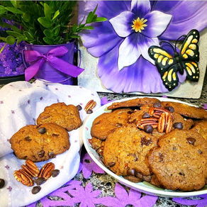 Pecan, Caramel Chocolate Chip Cookies