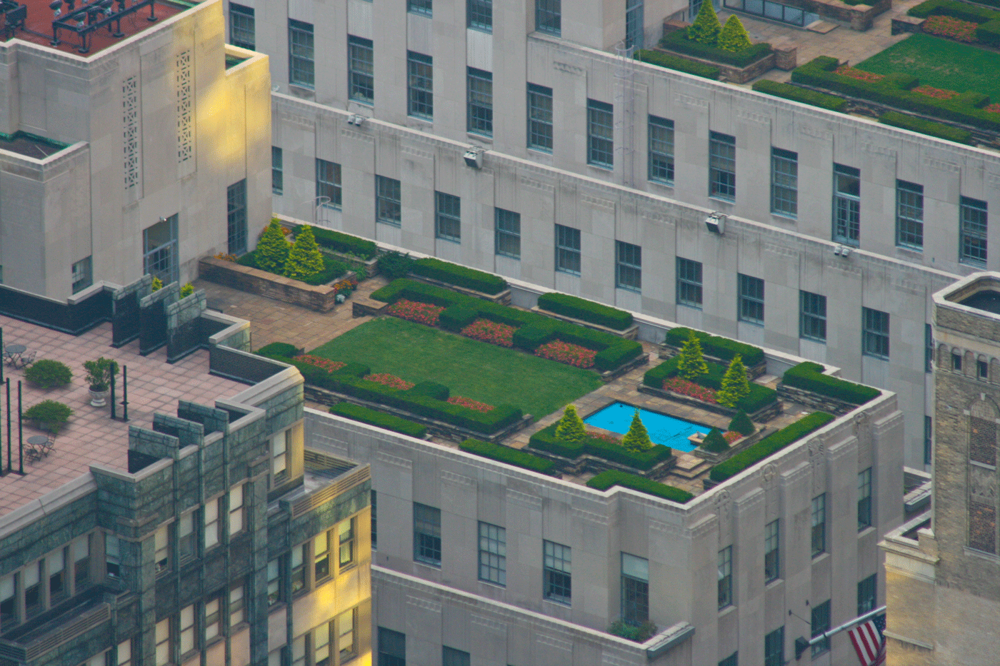 30_Rockefeller_Center_rooftop-by-Jwilly7