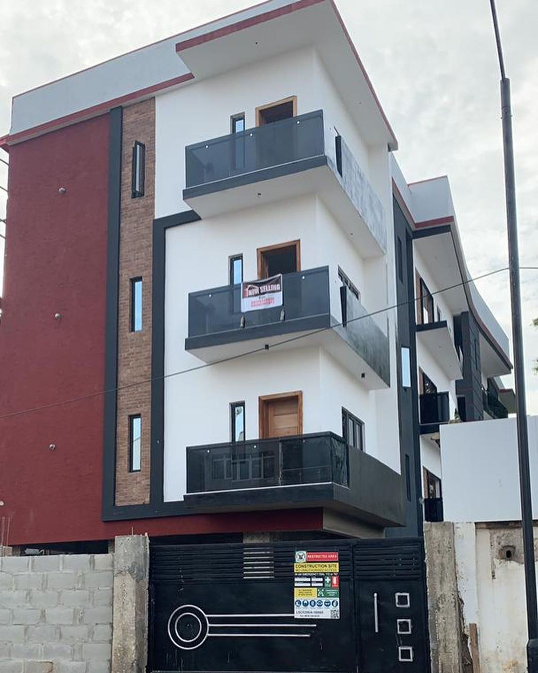 Luxurious FULLY SERVICED 3bedroom apartments for sale 