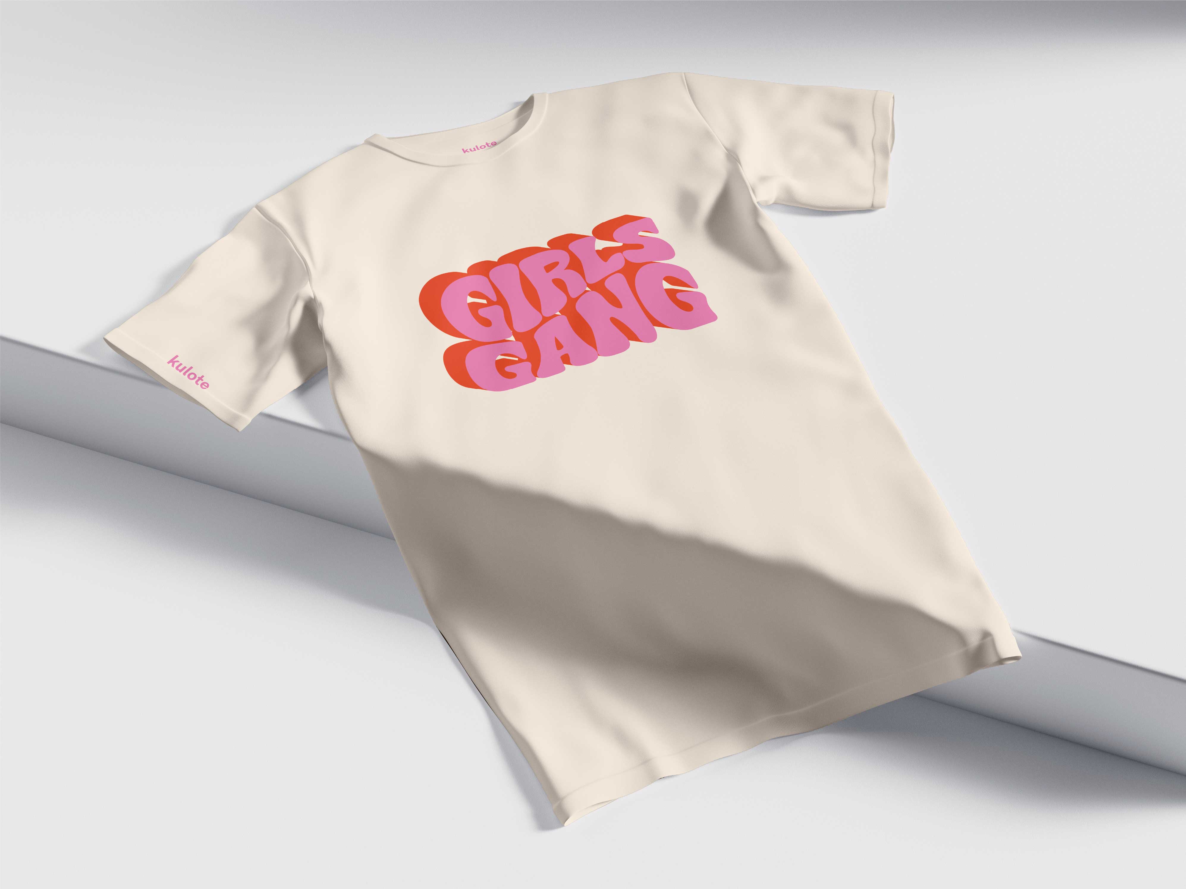 T-shirt floqué – graphisme textile appliqué sur support coton en accord avec l'identité