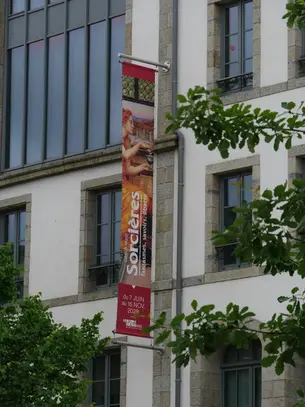 Pont-Aven Museum: The “Witches” Exhibition Captivates Visitors
