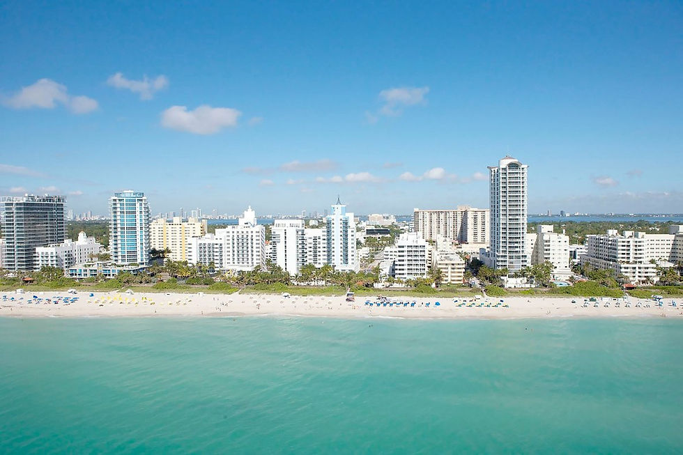Ciel dégagé au-dessus de Miami Beach, environnement propice à la création d’entreprise en Floride