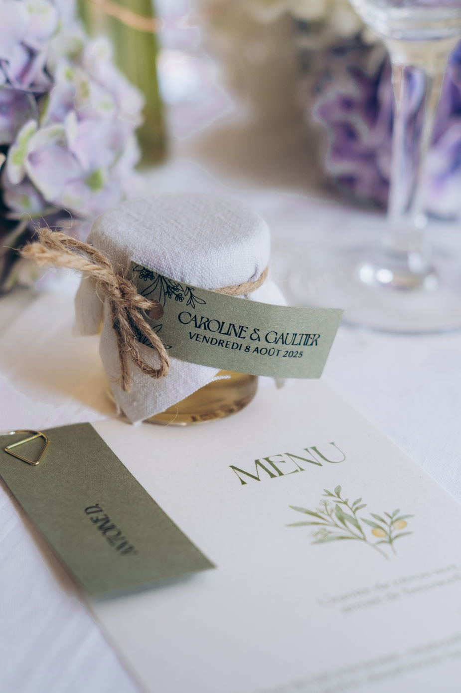 Illustration et design de faire-part de mariage sur mesure