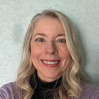 Janette Davies, French tutor at AC Apex Tutoring