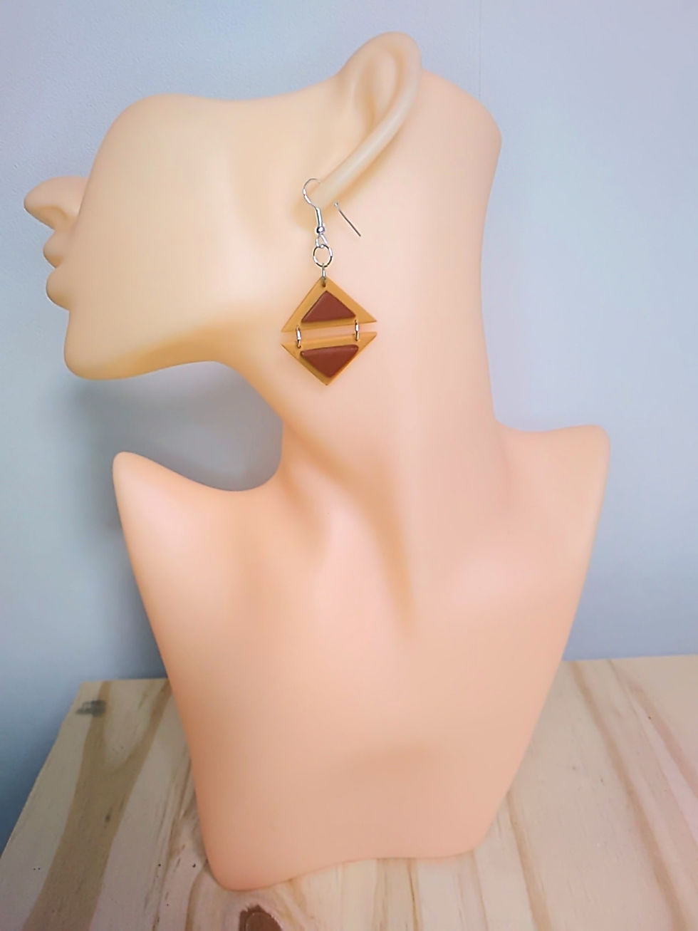 Miniature : boucles d'oreilles triangles oranges et marrons