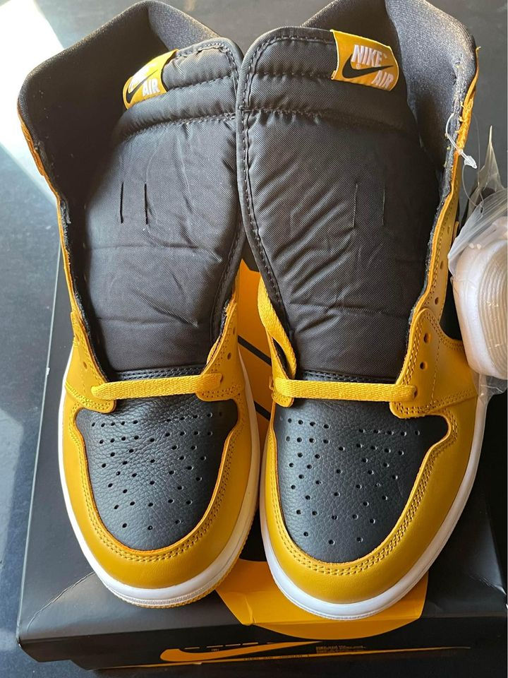Thumbnail: Jordan Retro 1 High ‘Pollen’ - Size 10