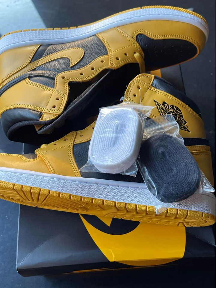 Thumbnail: Jordan Retro 1 High ‘Pollen’ - Size 10