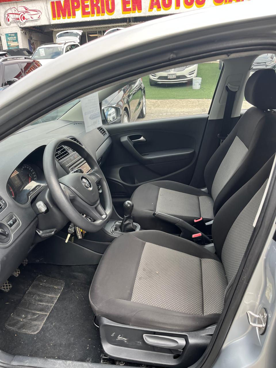 Miniatura: Volkswagen Vento 2021 1.6 Starline Mt