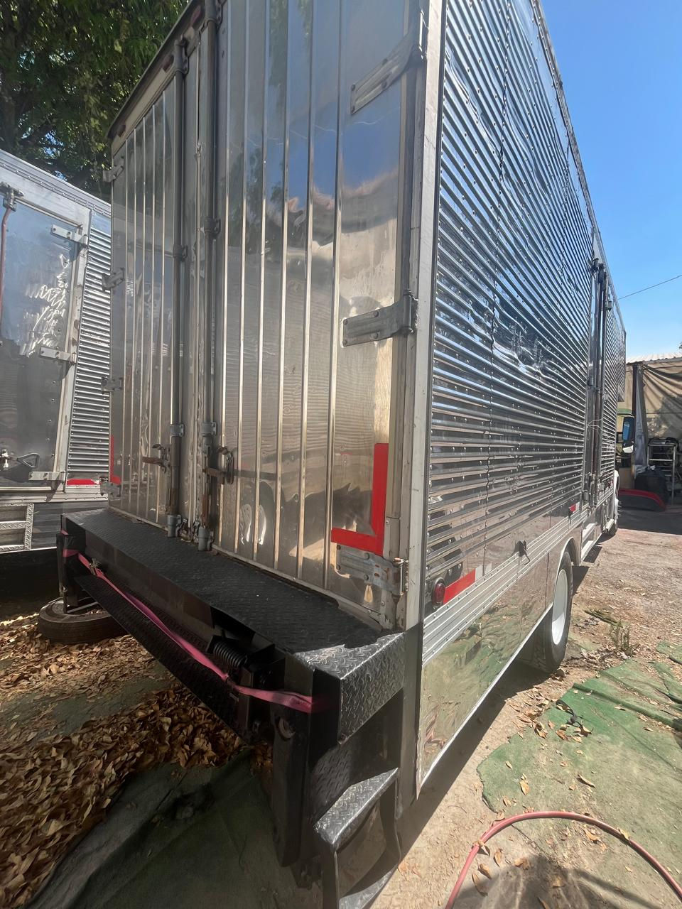 Miniatura: Freightlener 2008 M2 35k Caja Seca