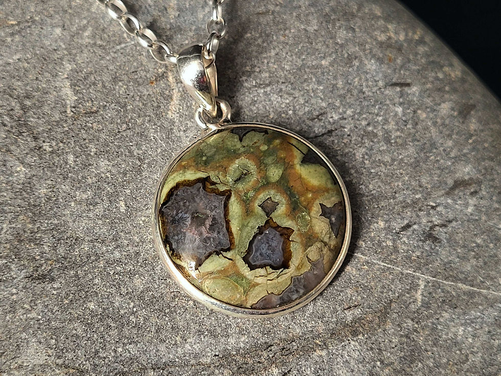 Miniaturbild: Rhyolith Anhänger in 925er Silber gefasst
