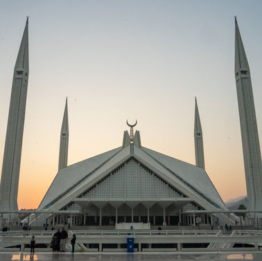 A First Timer's Guide to Pakistan