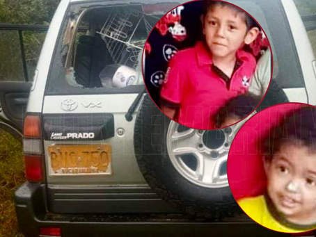 Cuerpos de los niños asesinados en Arauca, junto con dos adultos, siguen tirados en el sitio.