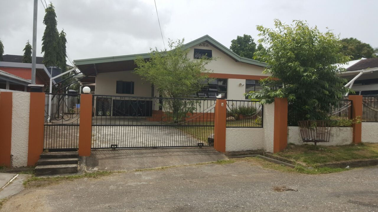 3 Bedroom - Tacarigua (RENTED)