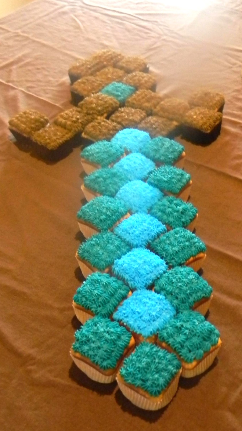 Outrageous Cakes Tampa Bakery Cupcakes