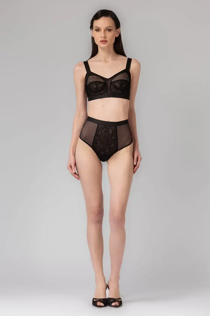 Miniatura: MURMUR Sculpt Lace Bra Top and Sculpt Lace Panty in black, on model, front view
