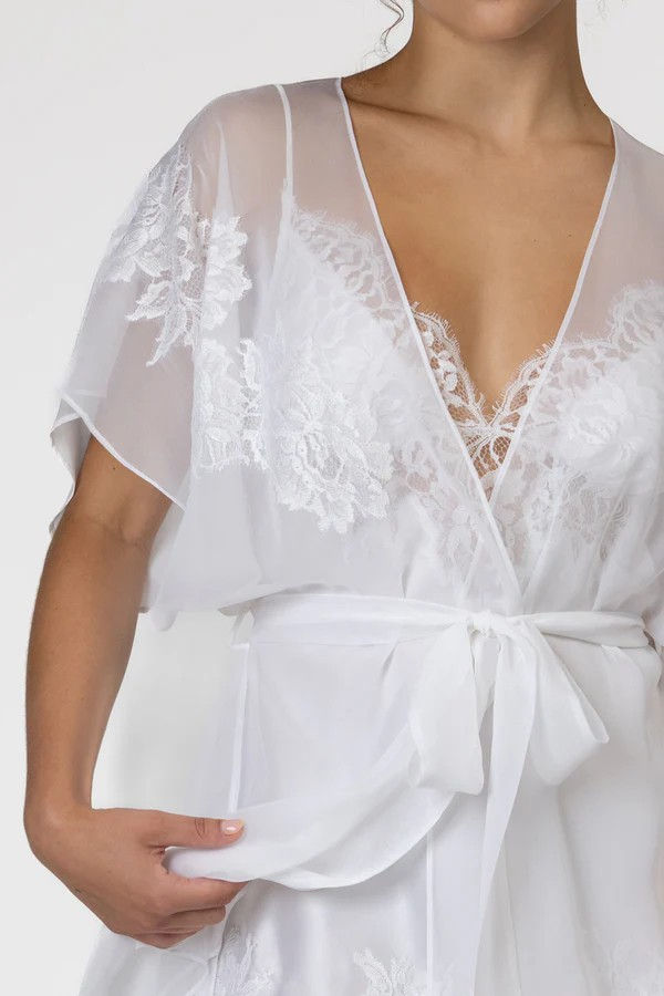 Miniatura: Christine Pure Chiffon Short Robe in Alabaster Detail View