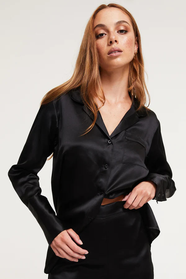 Thumbnail: Ginia Oversized Silk Pajama in Black