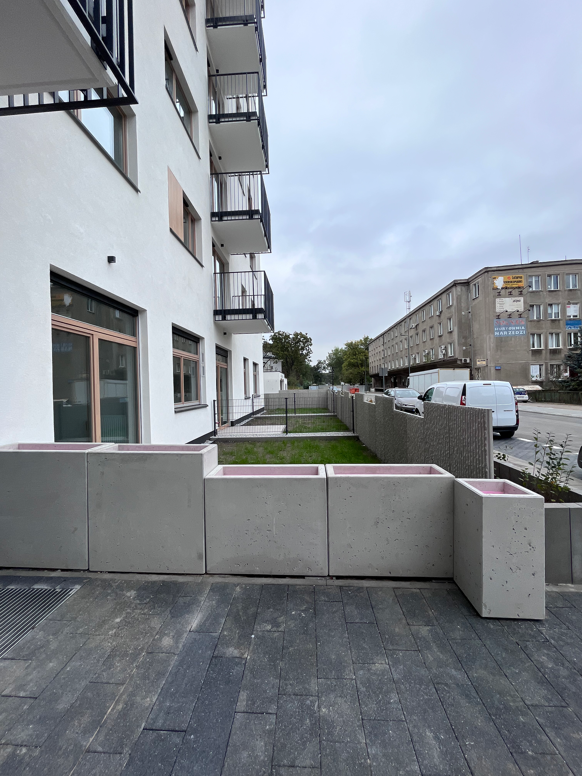 NU! WARSZAWA WOLA SKANSKA