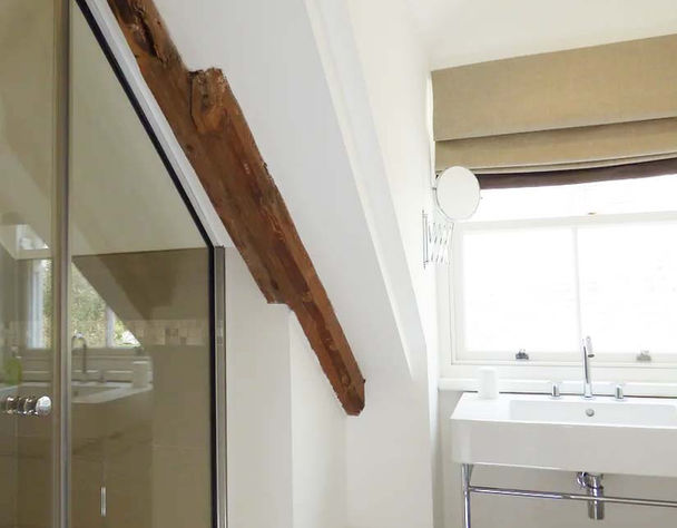 En suite bathroom for The Seagull bedroom