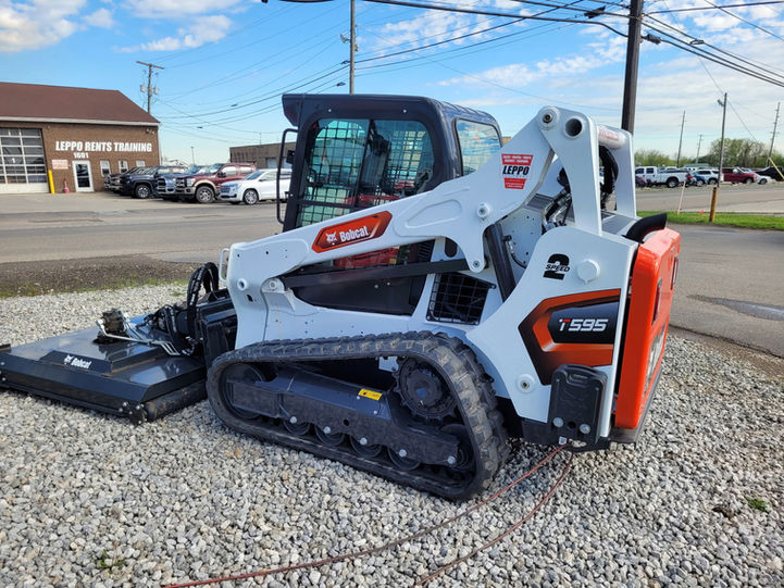 Skid steer loader of Little John Construction