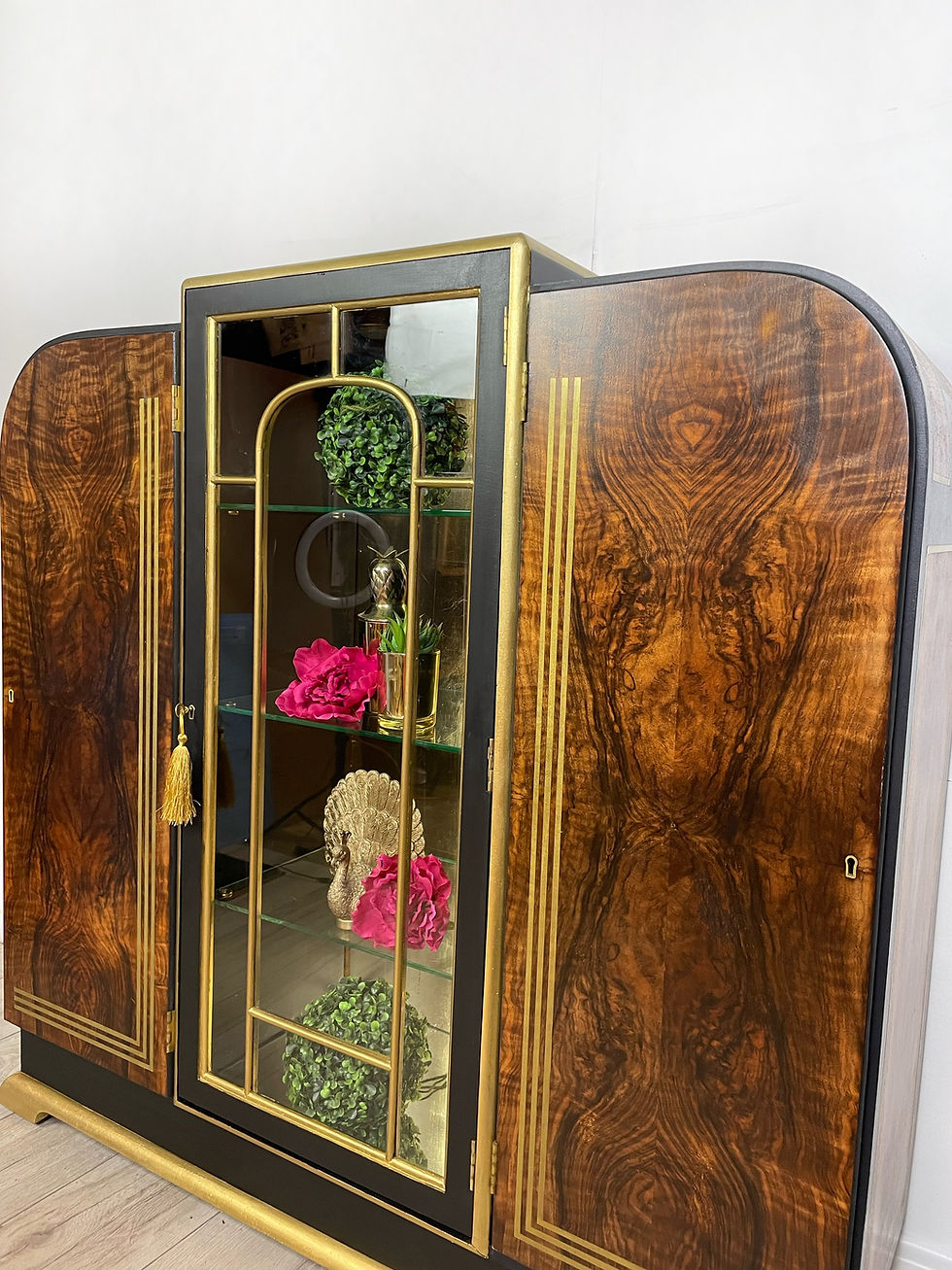 Thumbnail: Curvy Art Deco Black and Gold Drinks Cabinet