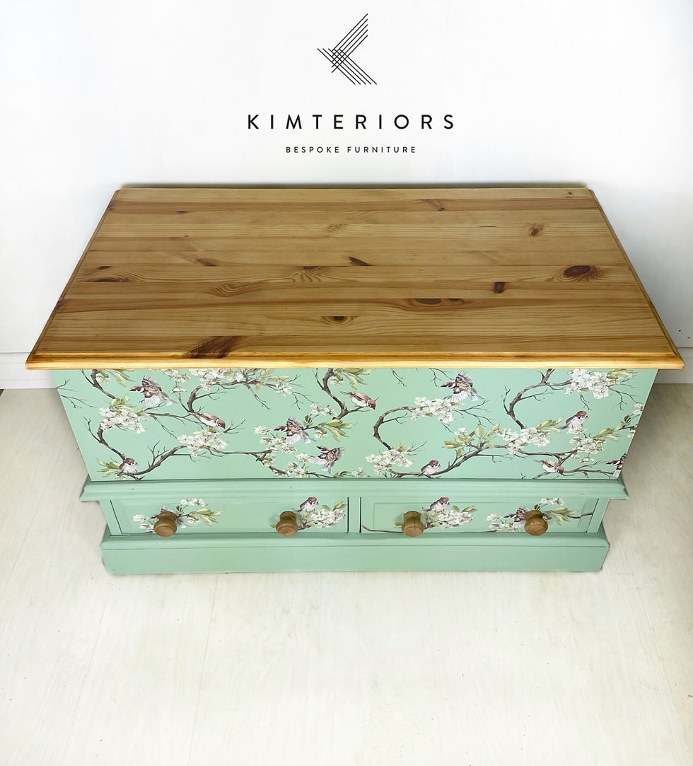Thumbnail: Blossom Flight Green Blanket Box