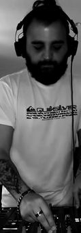 DJ ALE  DE MAIO playing in last blast event