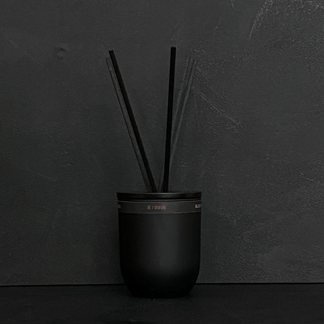 DOU6 / 180ML REED DIFFUSER