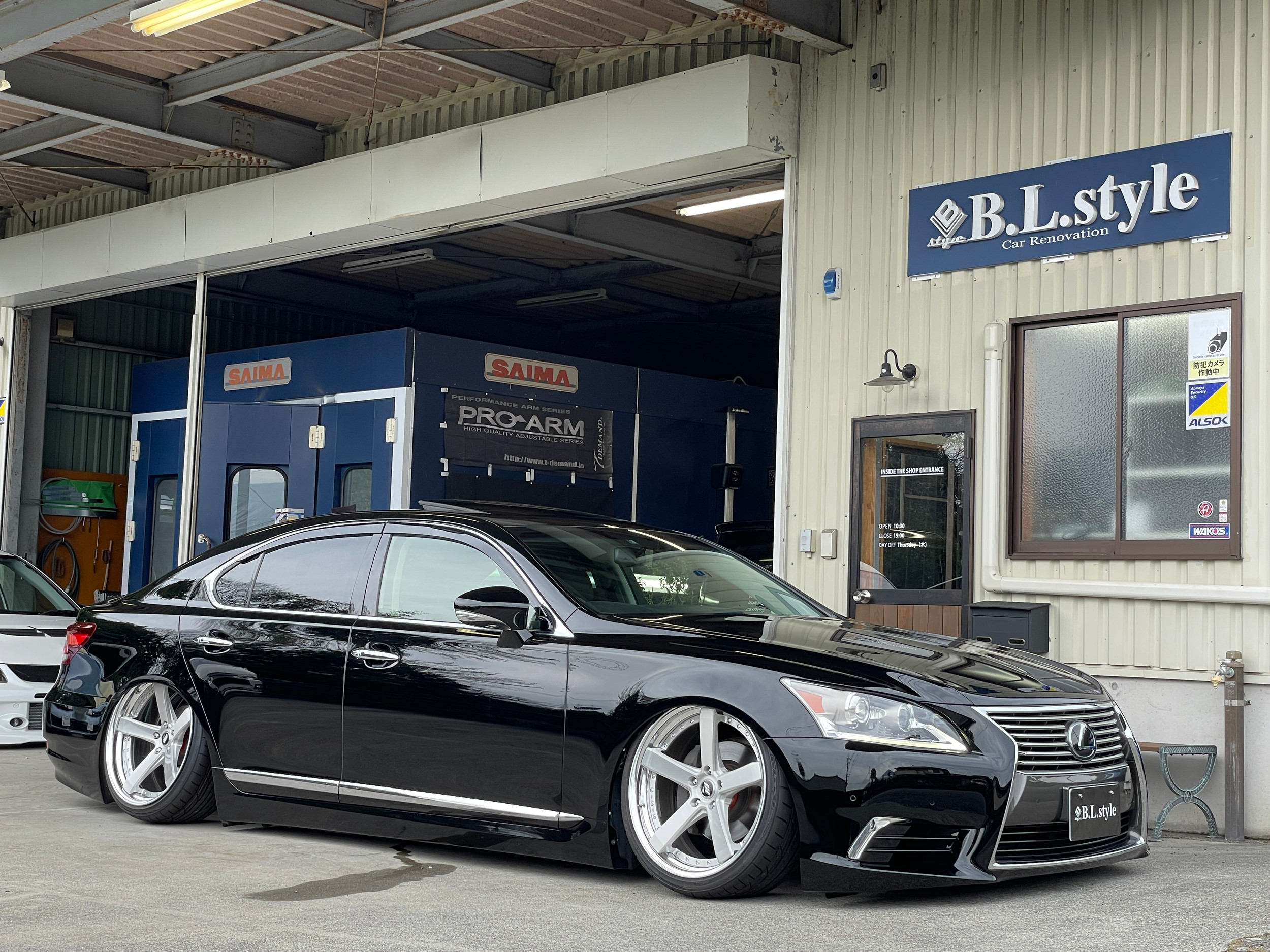 静岡県富士宮市｜B.L.styleレクサスLS460カスタム